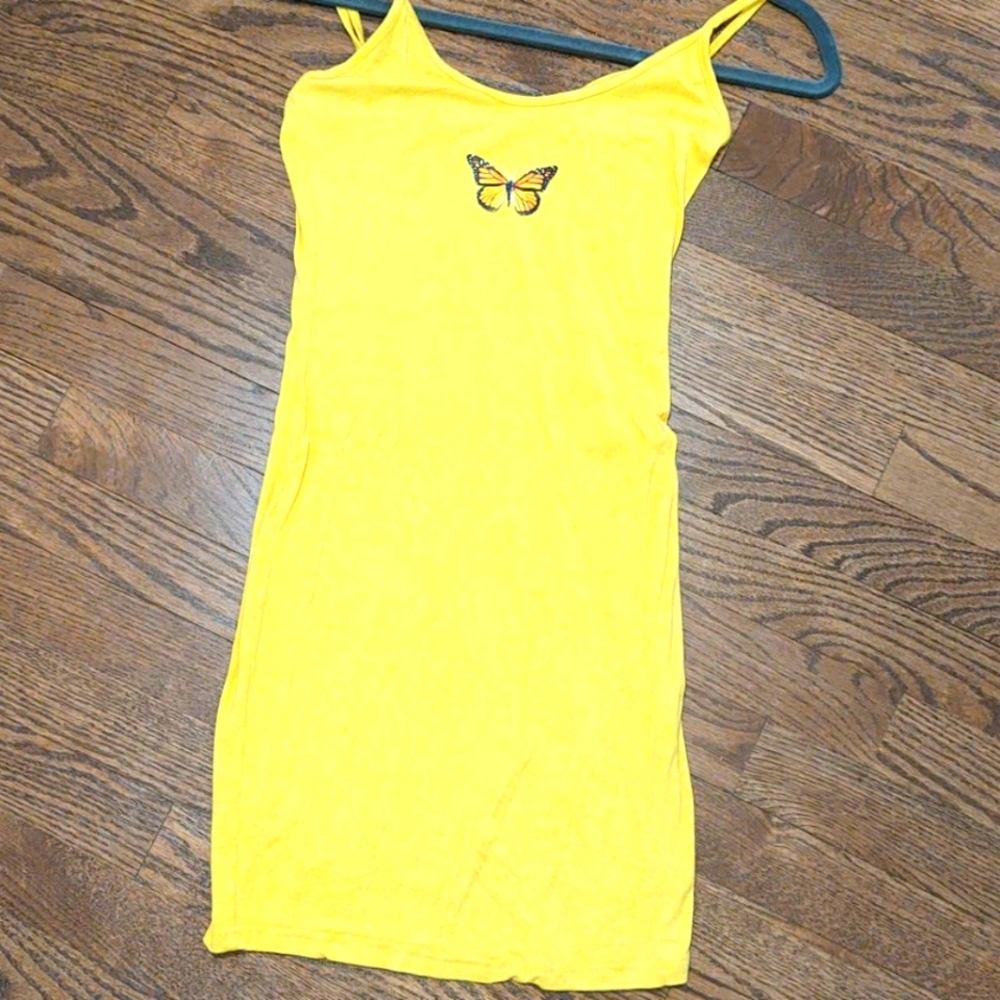 Butterfly Stretch Dress - Picture 4 of 8